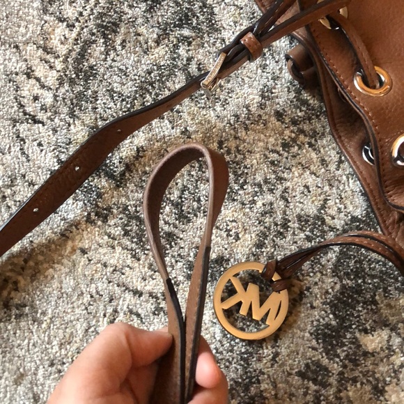 Michael Kors Synch Crossbody - Picture 7 of 7